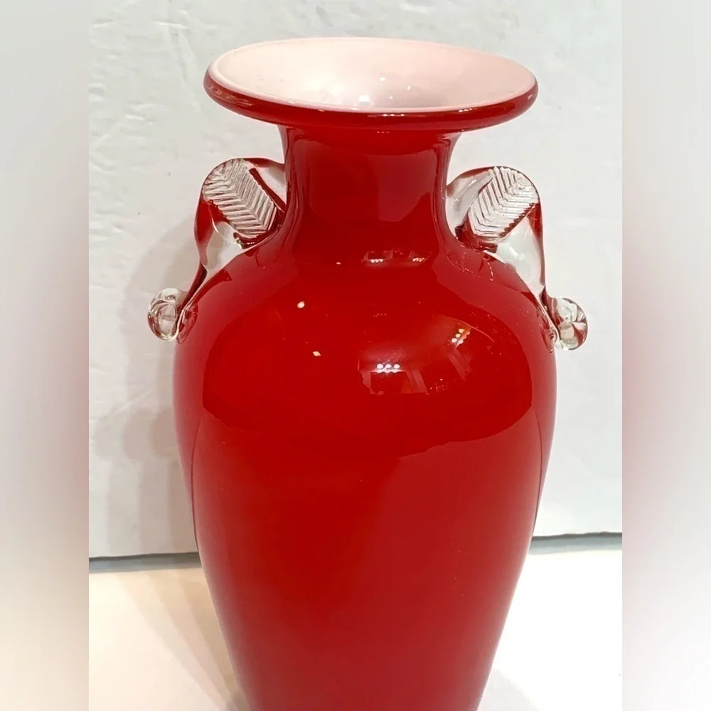 Dalian Snowflake Company Art Glass Blown Red & White 8